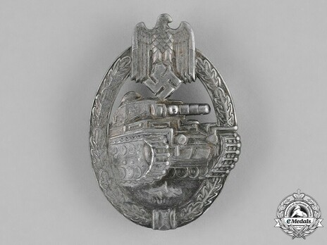 Panzer Assault Badge, in Silver, by B. H. Mayer Obverse