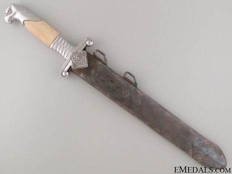 RAD Hewer M37 by E. & F. Hörster Obverse in Scabbard
