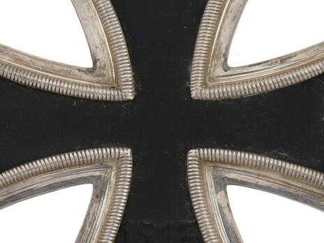 Knight's Cross of the Iron Cross, by C. E. Juncker (800) Reverse