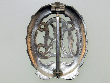 DRL Sports Badge, in Silver Reverse