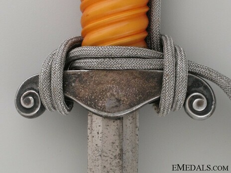 German Army Unmarked Orange Grip Officer’s Dagger Reverse Crossguard Detail