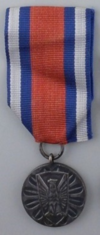 Ii+class+medal+obverse