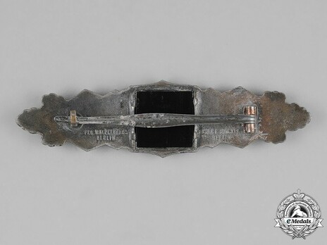 Close Combat Clasp, in Silver, by C. E. Juncker Reverse