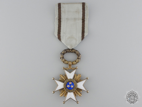 Order of the Three Stars, V Class Obverse