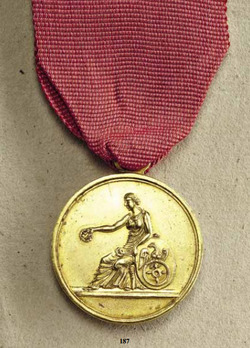 Merit Medal in Gold Obverse