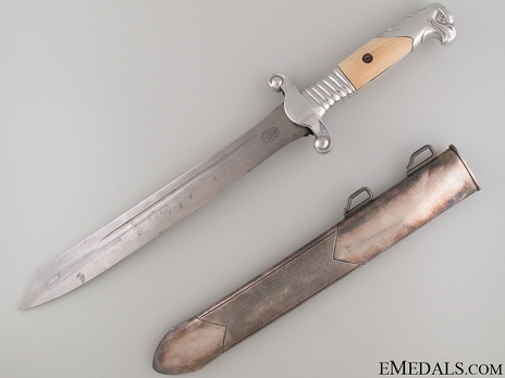 RAD Hewer M37 by E. & F. Hörster Reverse with Scabbard