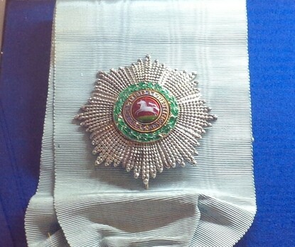 Grand Cross Breast Star Obverse