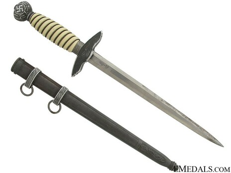 Luftwaffe Alcoso-made 2nd pattern Dagger Reverse with Scabbard