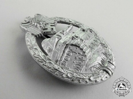 Panzer Assault Badge, in Silver, by Steinhauer & Lück Obverse