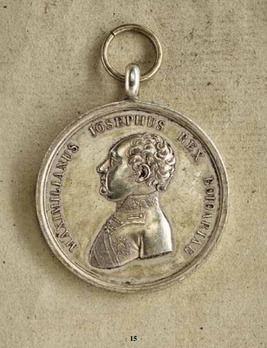 Military Medical Medal, in Silver  (stamped "LOSCH") Obverse