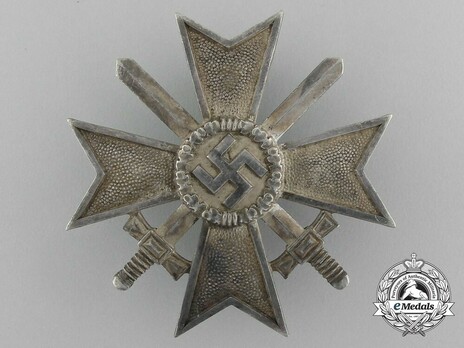 War Merit Cross I Class with Swords, by C. Poellath (84) Obverse