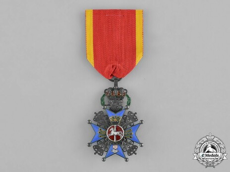 II Class Knight's Cross Obverse