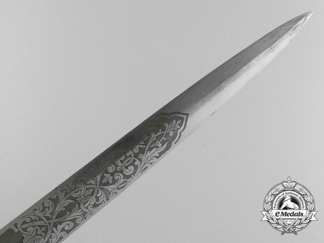 German Army Richard Plümacher-made Double-Etched Officer’s Dagger Blade Tip Detail