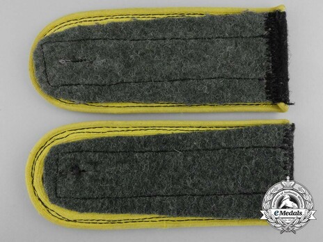 Waffen-SS Signals Unterscharführer Shoulder Boards Reverse