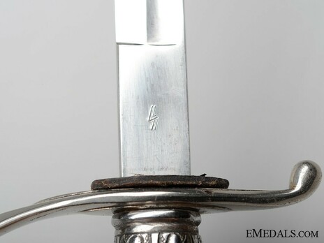 Allgemeine SS NCO Sword Mark Detail