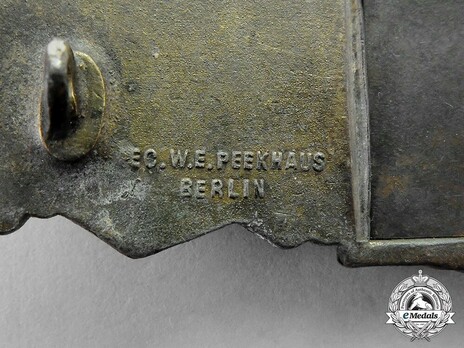 Close Combat Clasp, in Bronze, by F. Linden Detail