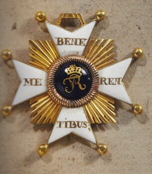 Order of Military Merit, Type II, Knight's Cross (in gold) Obverse