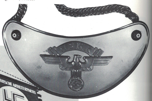 NSKK Flagbearer's Gorget Obverse