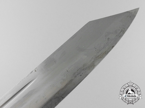 RAD Hewer M37 by Alcoso Blade Tip Detail