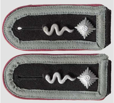 Waffen-SS Veterinary Oberscharführer Shoulder Boards Obverse