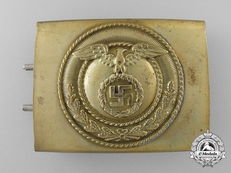 SA Enlisted Ranks Belt Buckle (with static swastika) (brass version) Obverse