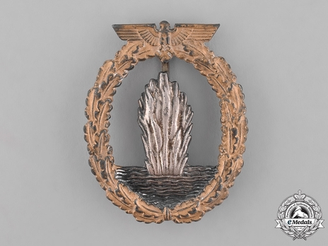 Minesweeper War Badge, by C. E. Juncker Obverse