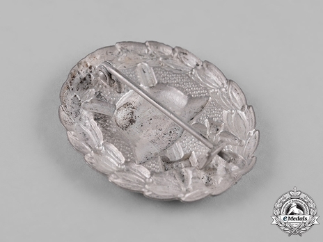 Wound Badge, in Silver (in iron) Reverse