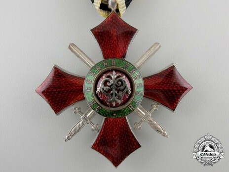 Order of Military Merit, V Class (1900-1944) Obverse