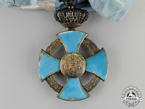 Order of Faithful Service, Grand Cross Obverse