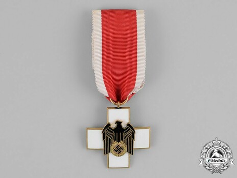 German Social Welfare Decoration, III Class Cross Obverse