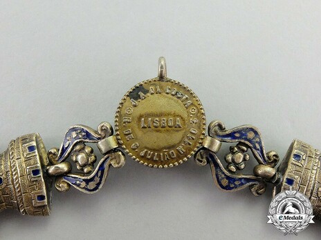 Collar Obverse