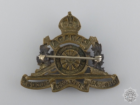 69th Overseas Field Battery Collar Badge Reverse