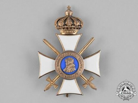 Order of Philip the Magnanimous, Type II, Honour Cross with Swords (with crown) Obverse