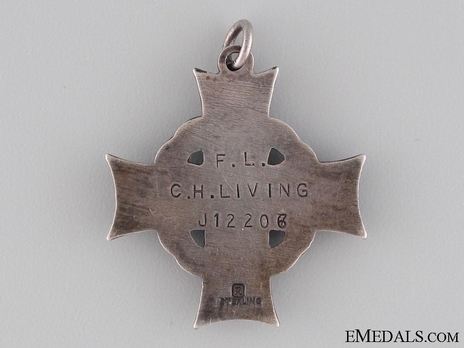 Silver Cross (with ring suspension, 1940-1945) Reverse