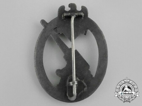 Army Flak Badge, by C. E. Juncker Reverse