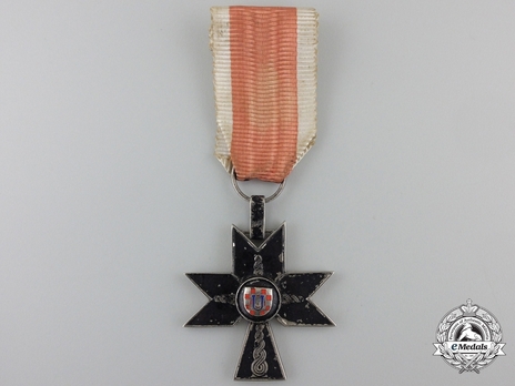 III Class Cross Obverse