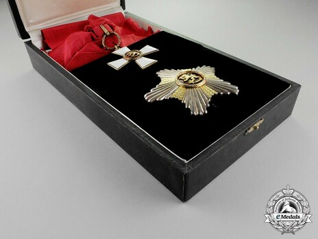 Order of the Lion of Finland, Commander Grand Cross Breast Star, Civil Division Case of Issue