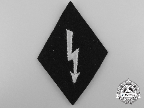 SS-VT Signals NCO/EM Trade Insignia Obverse