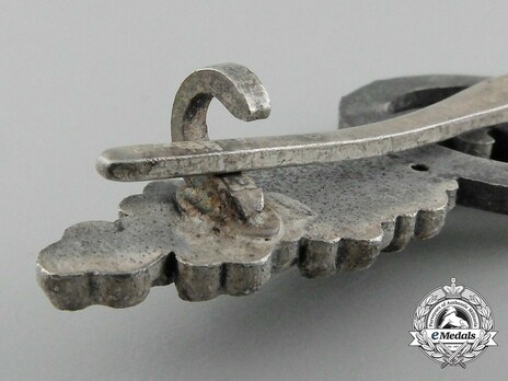 Transport & Glider Clasp, in Silver (in zinc) Detail