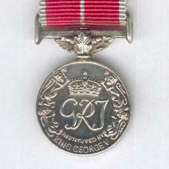 Silver Medal (for military, with King George VI "GRI" cypher, with gallantry emblem) Reverse