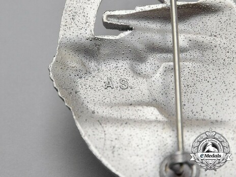 Panzer Assault Badge, in Silver, by Assmann Detail