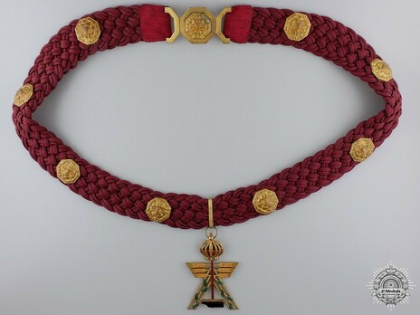 Collar Obverse