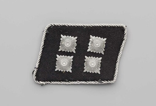 Waffen-SS Sturmbannführer Collar Tabs Obverse