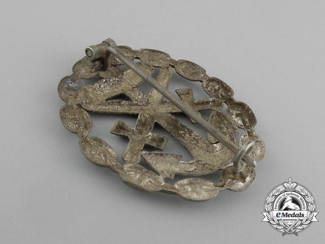 Naval Wound Badge, in Silver (cut-out) Reverse