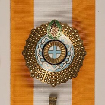 Grand Officer Breast Star Obverse