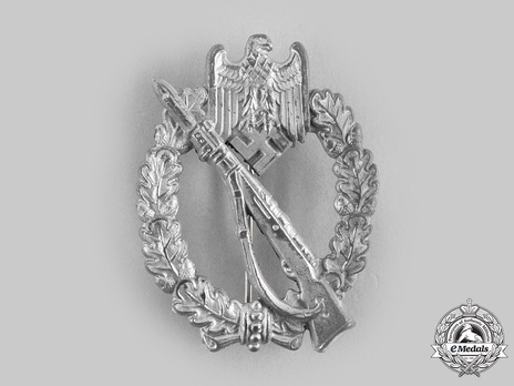 Infantry Assault Badge, by W. Hobacher Obverse