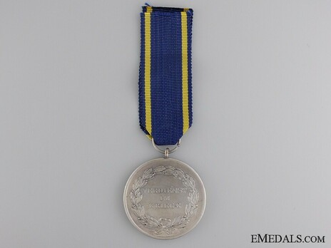 War Merit Medal, 1914 (in silver) Reverse