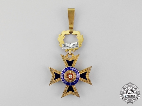 Order of Merit, Grand Officer Reverse