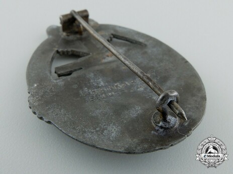 Panzer Assault Badge, in Silver, by Frank & Reif Reverse