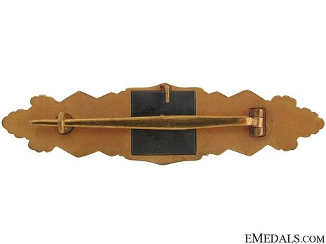 Close Combat Clasp, in Gold, by C. E. Juncker (in tombac) Reverse